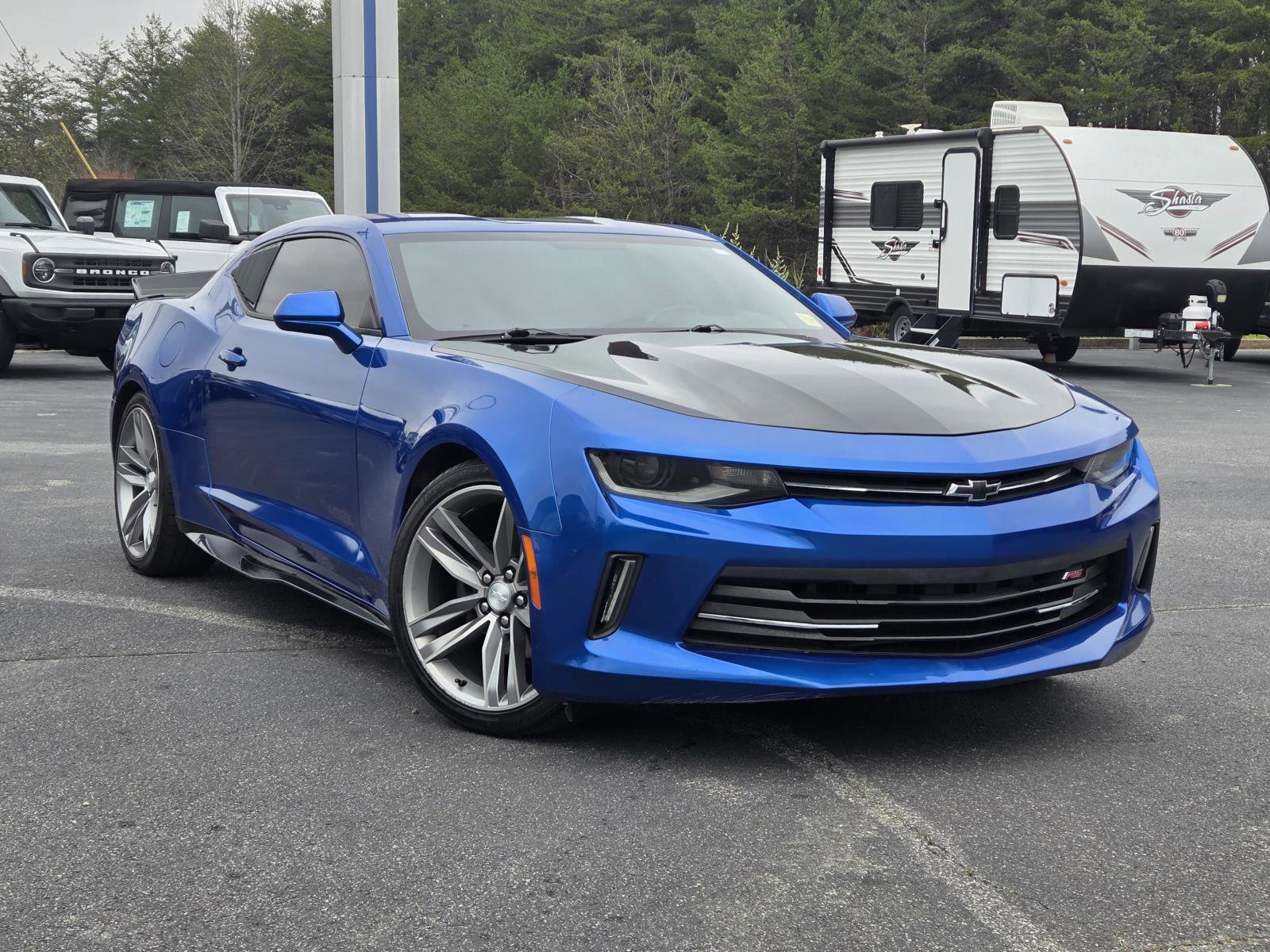 Used 2018 Chevrolet Camaro LT w/ RS Package RWD image 3