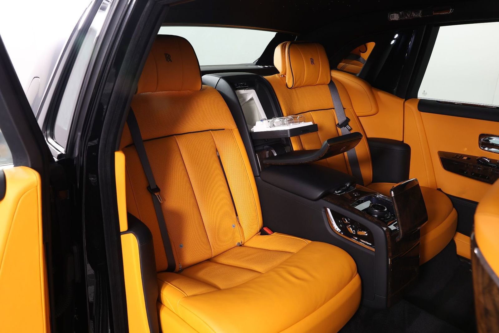 Certified 2024 Rolls-Royce Phantom Extended Wheelbase w/ The Phantom Package image 36