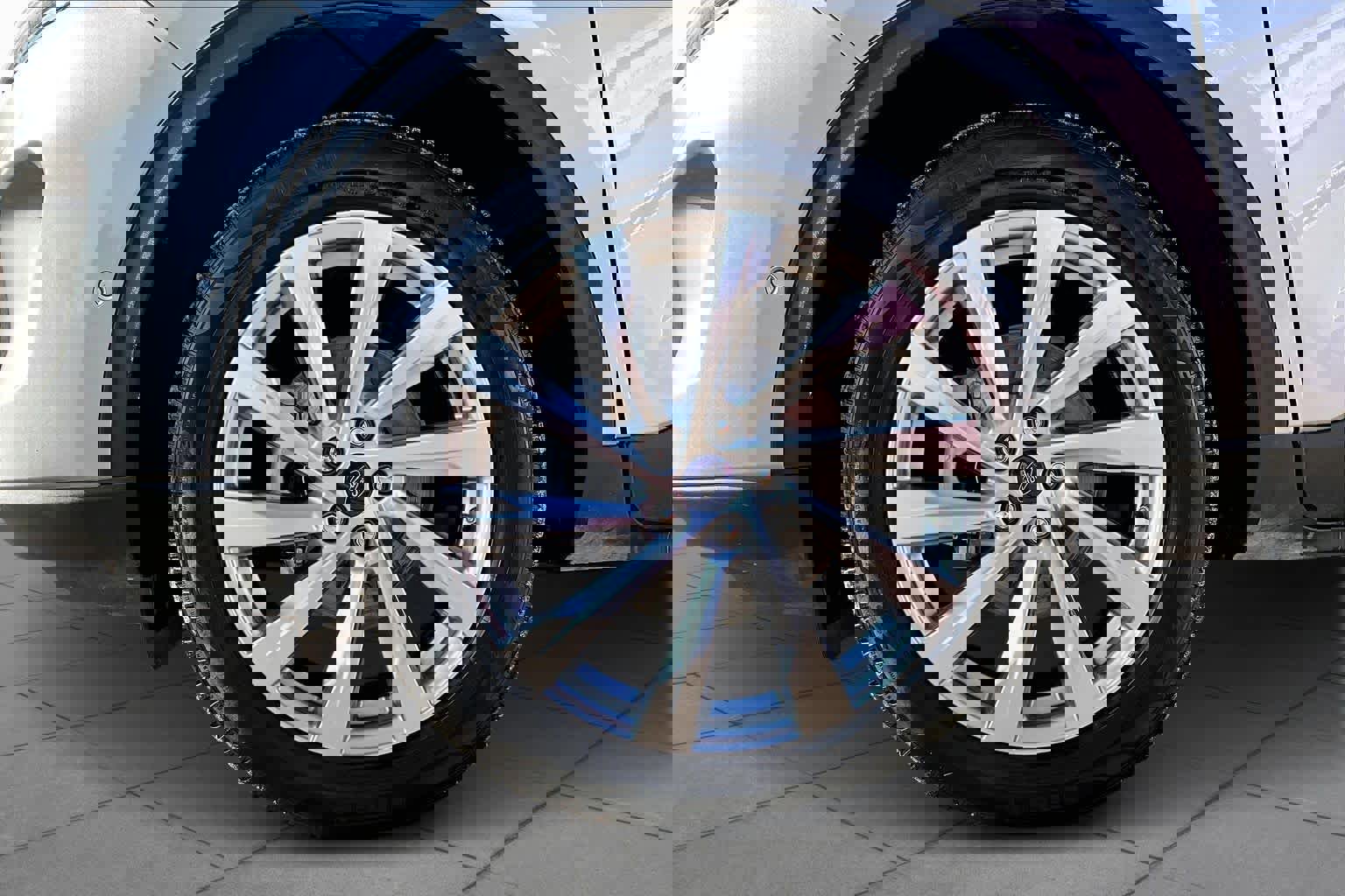 Certified 2022 Ford Escape Titanium w/ Titanium Elite Package AWD/4WD image 11