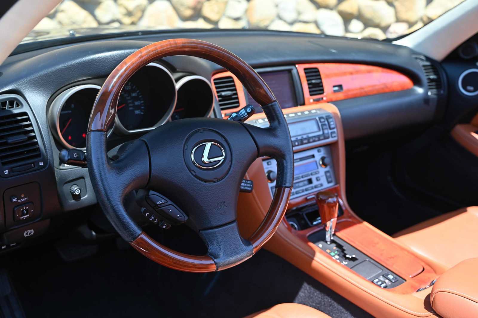 Used 2003 Lexus SC 430 Convertible RWD image 23