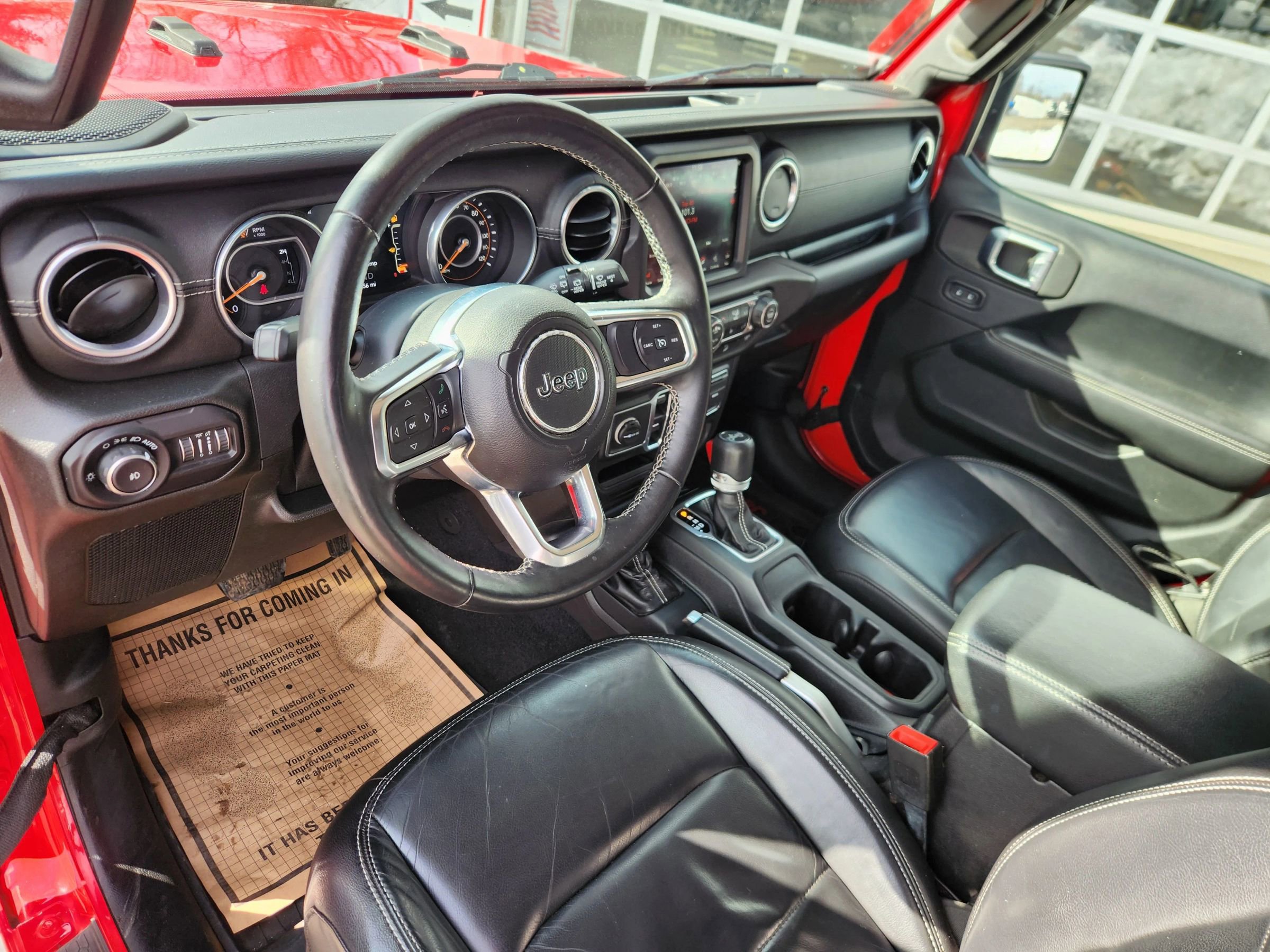 Used 2018 Jeep Wrangler Unlimited Sahara image 24