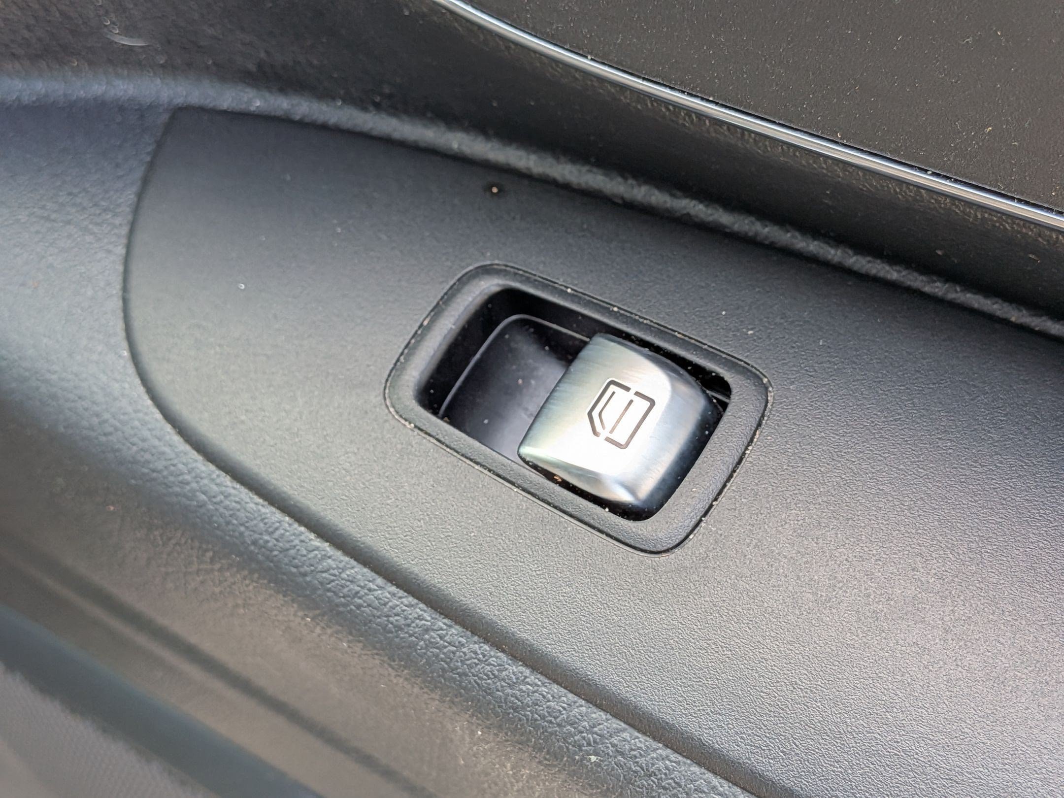 Used 2023 Mercedes-Benz Metris Passenger image 34