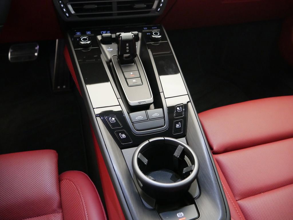 Used 2024 Porsche 911 Targa 4 GTS image 31