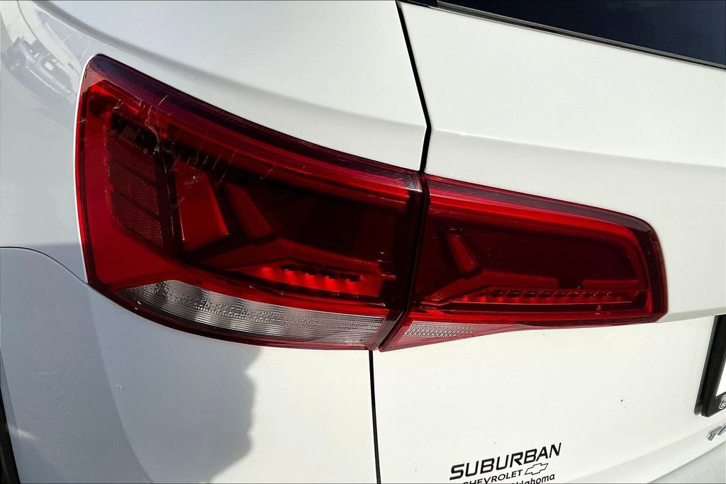 Used 2024 Volkswagen Taos SE image 32