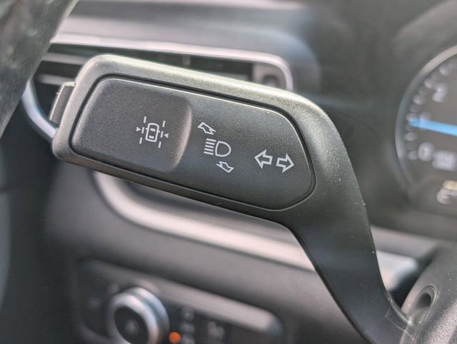 Used 2022 Ford Explorer XLT w/ Equipment Group 202A RWD image 29