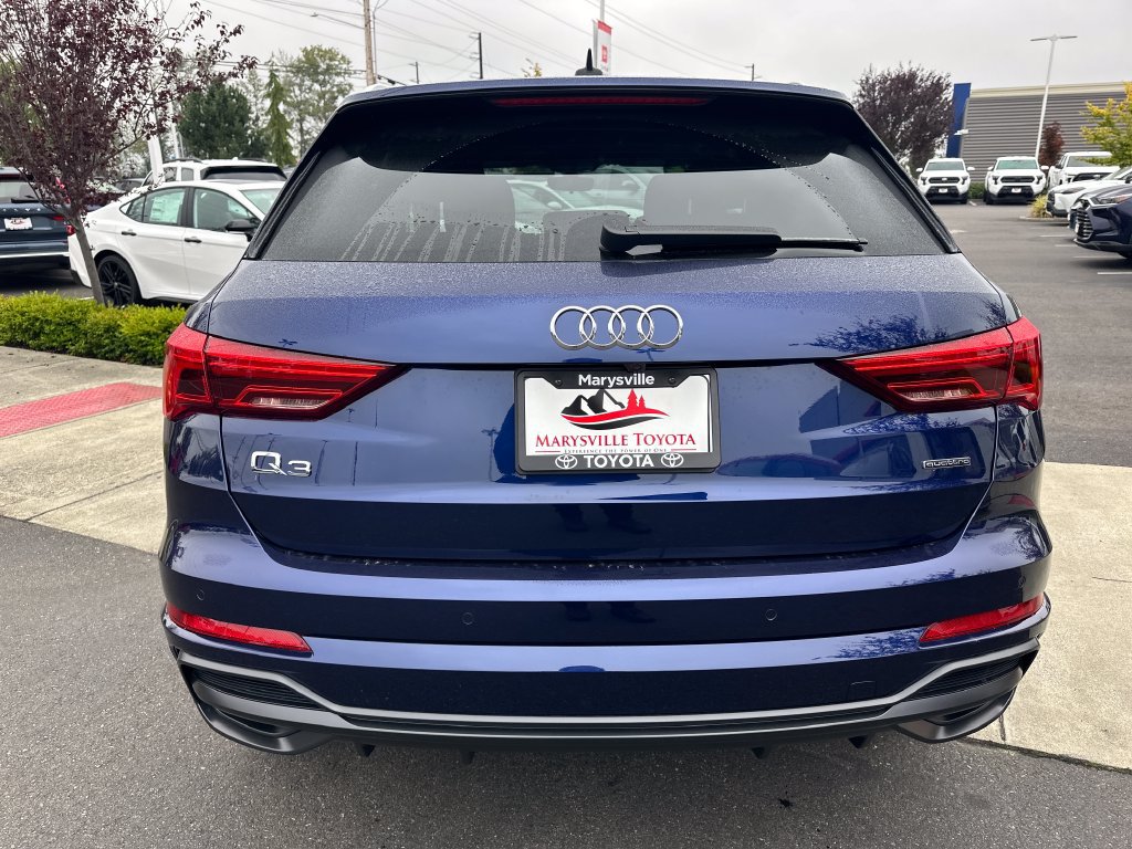 Used 2022 Audi Q3 2.0T Premium AWD/4WD image 4