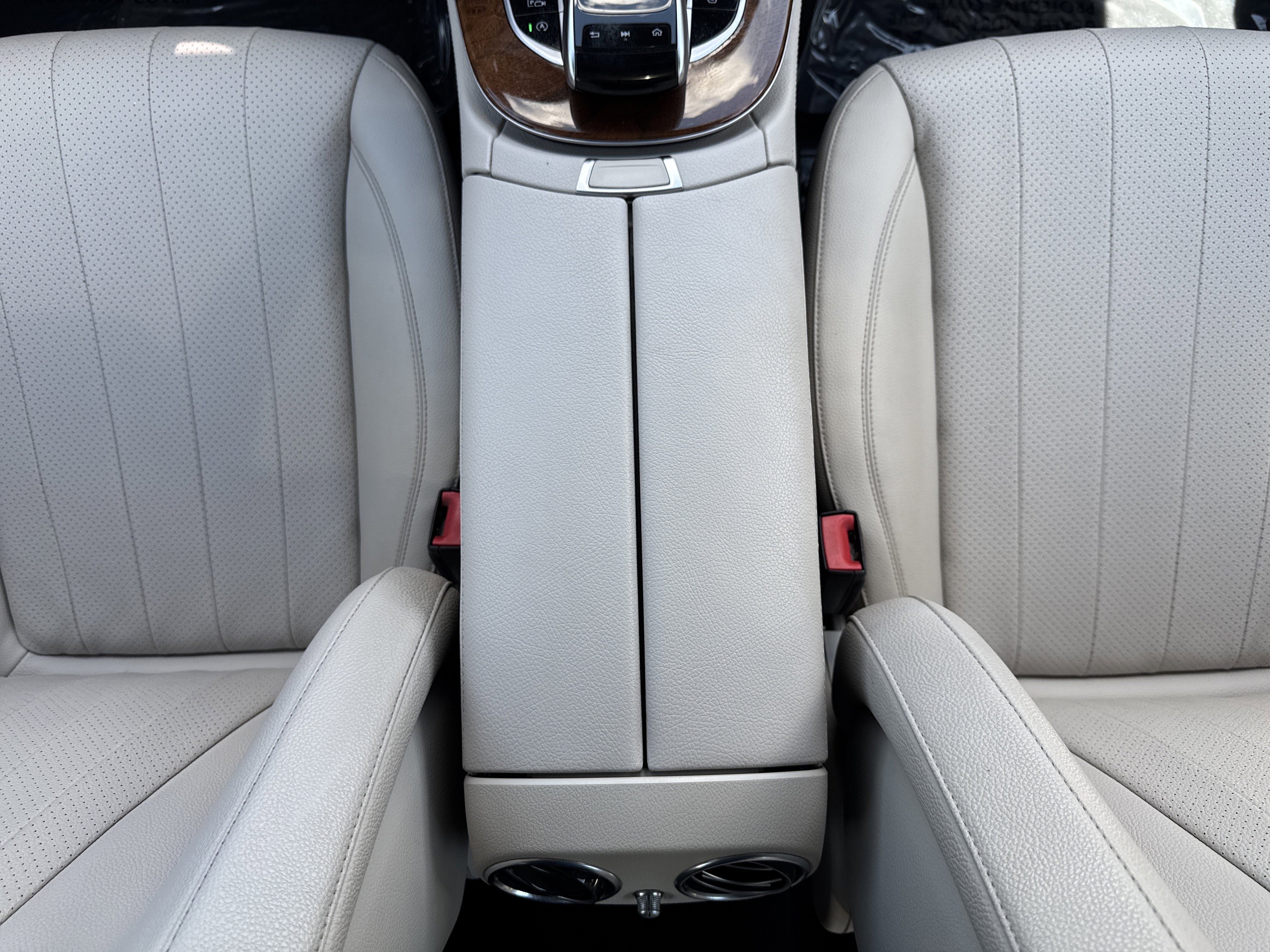 Used 2019 Mercedes-Benz E 450 4MATIC Wagon image 12