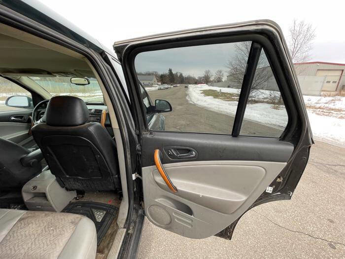 Used 2006 Saturn Vue AWD V6 w/ Comfort Pkg image 26