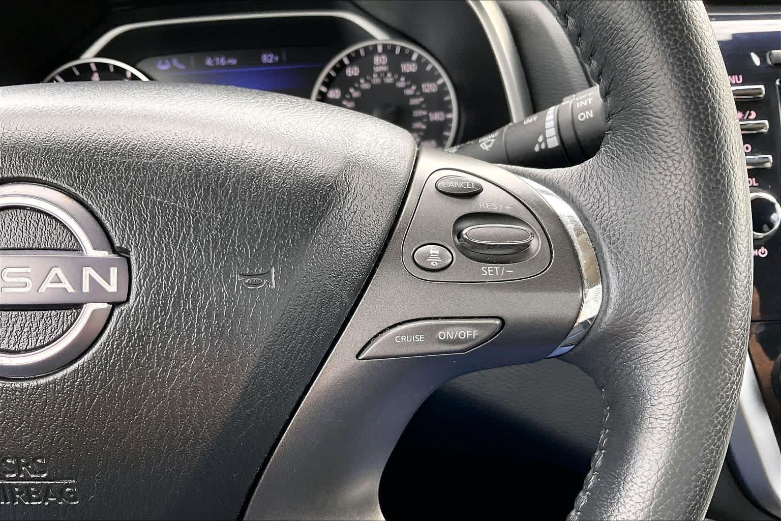 Used 2023 Nissan Murano SV FWD image 24