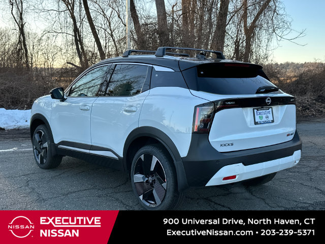 New 2026 Nissan Kicks SR w/ Cold Weather Package AWD/4WD image 4