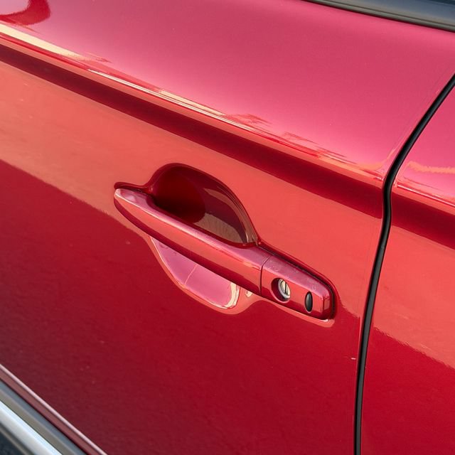 Used 2017 Mitsubishi Outlander SE FWD image 11