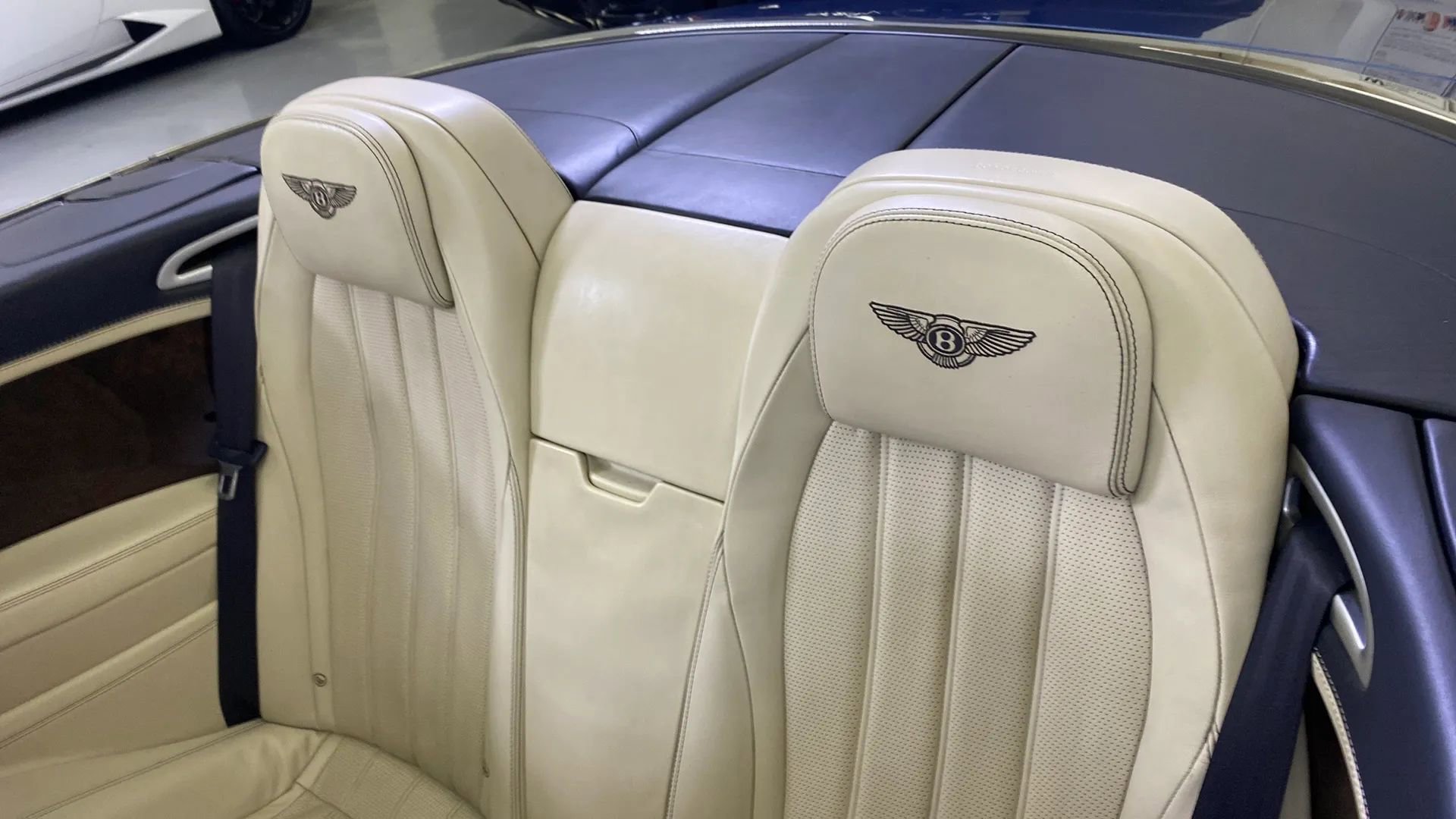 Used 2014 Bentley Continental GT image 26