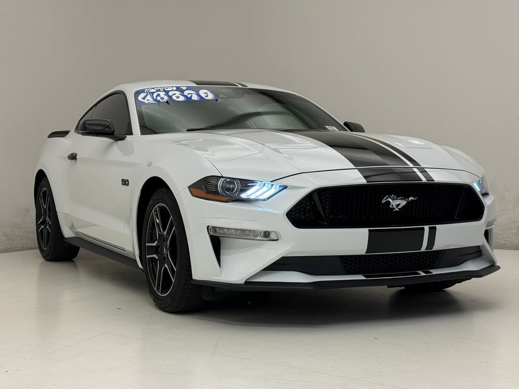 Used 2022 Ford Mustang GT Premium w/ Equipment Group 401A RWD image 4