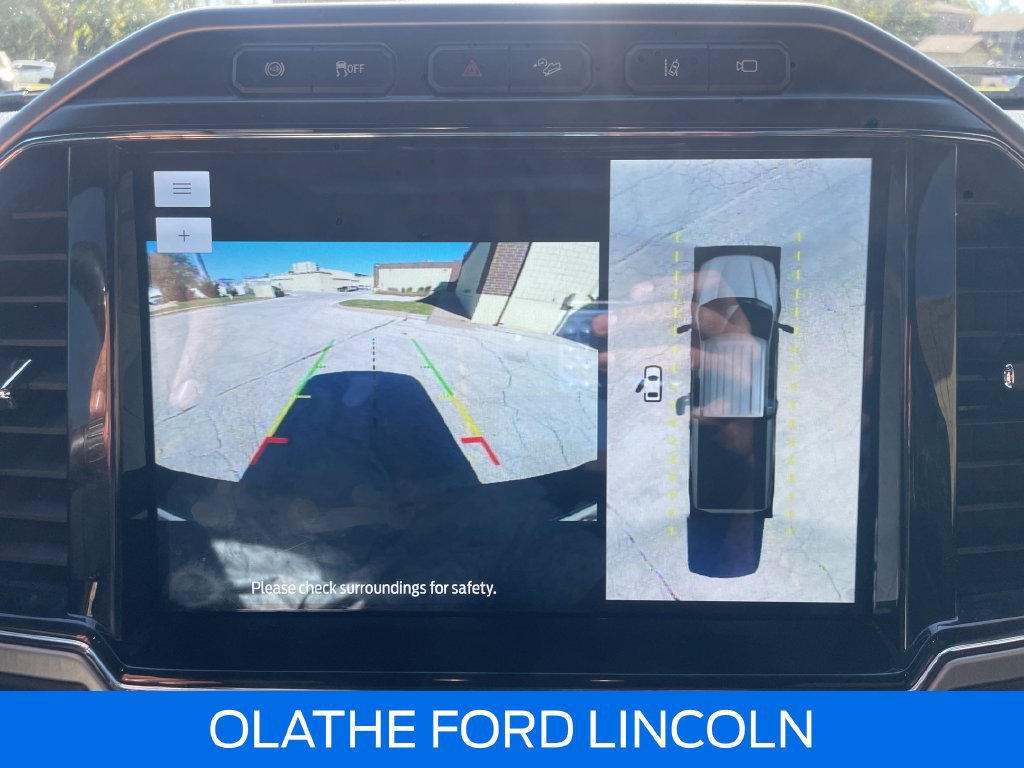 Certified 2022 Ford F350 Platinum w/ FX4 Off-Road Package AWD/4WD image 17