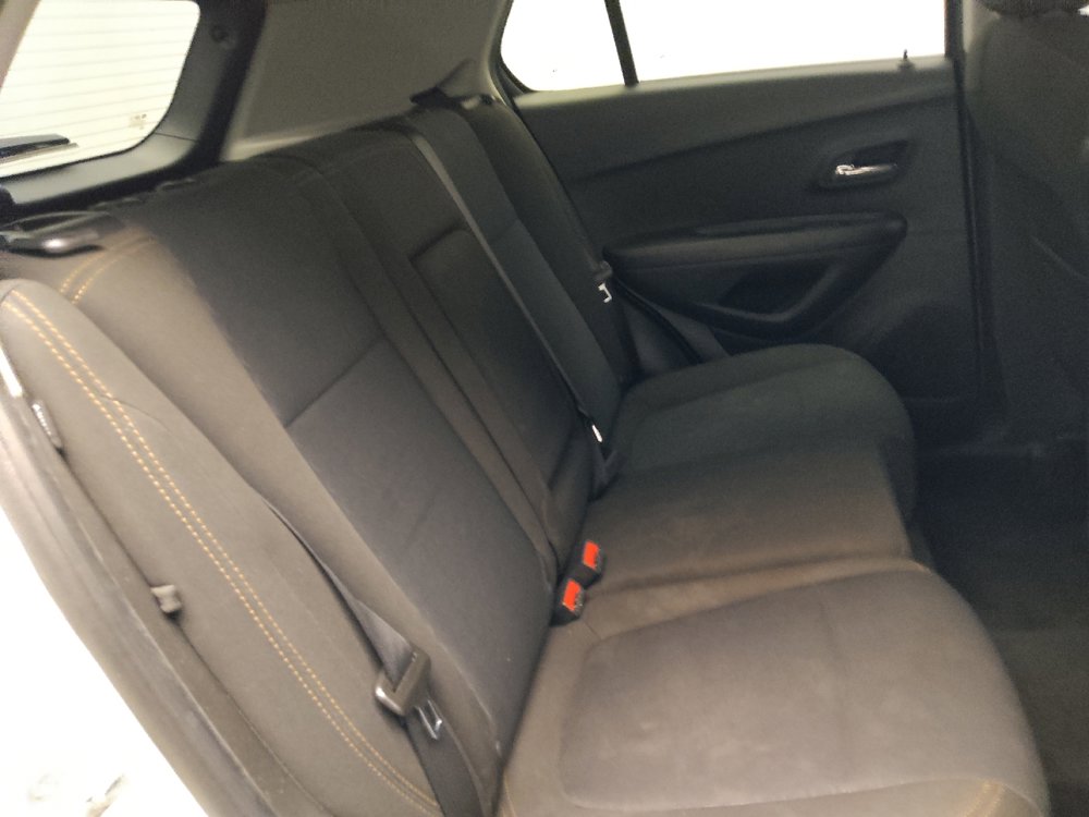 Used 2020 Chevrolet Trax LS w/ Tint and Cruise Package FWD image 19