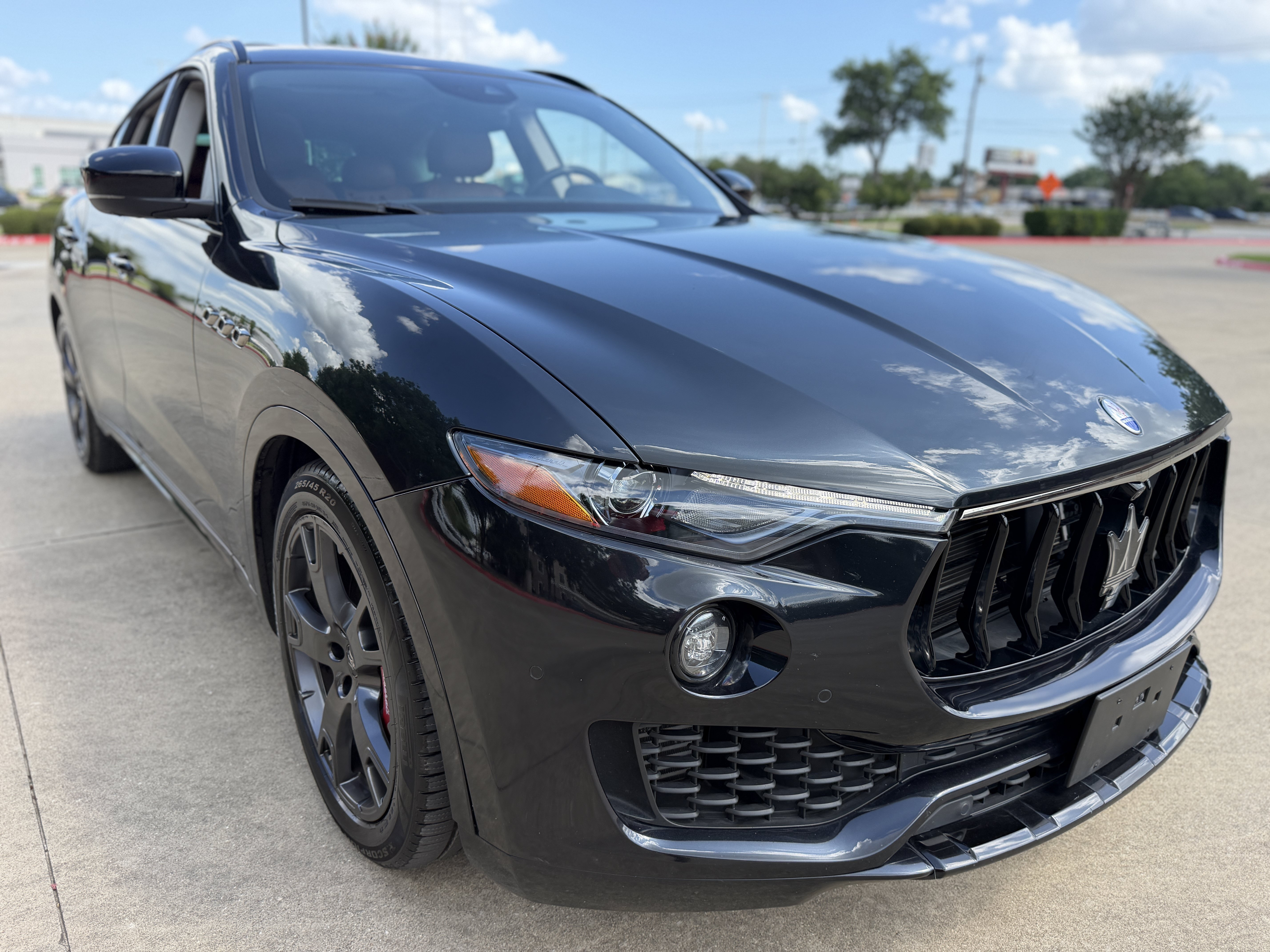 Used 2021 Maserati Levante S AWD/4WD image 1