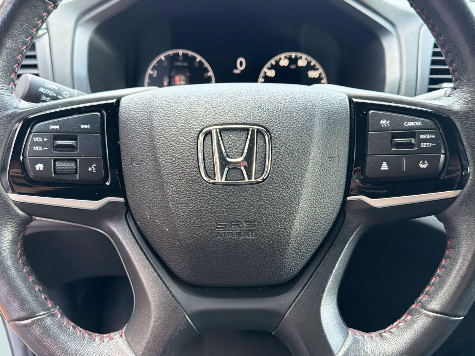 Used 2025 Honda Odyssey Sport-L image 16
