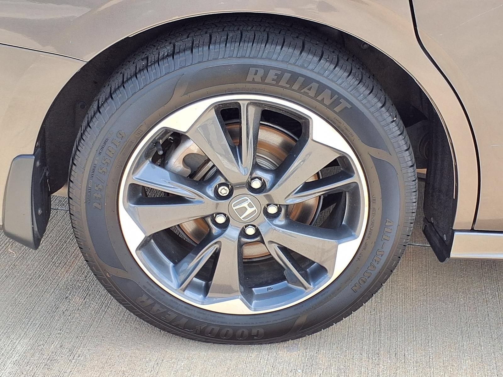 Used 2022 Honda Odyssey Elite image 27