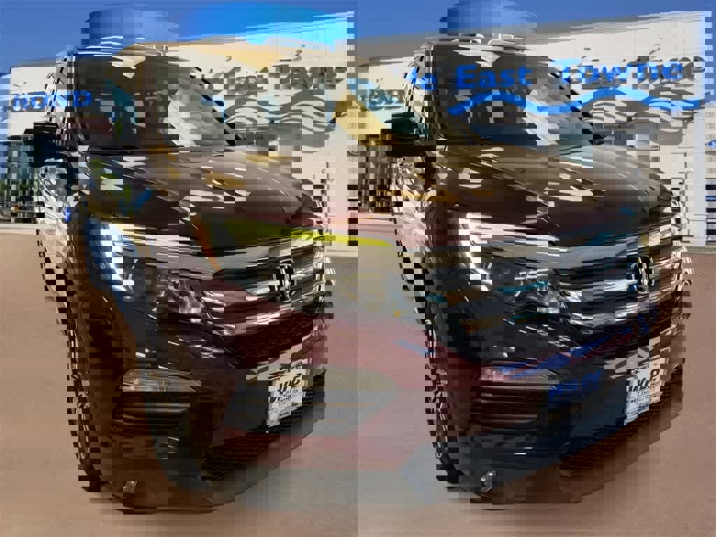 Used 2017 Honda Pilot EX-L image 2