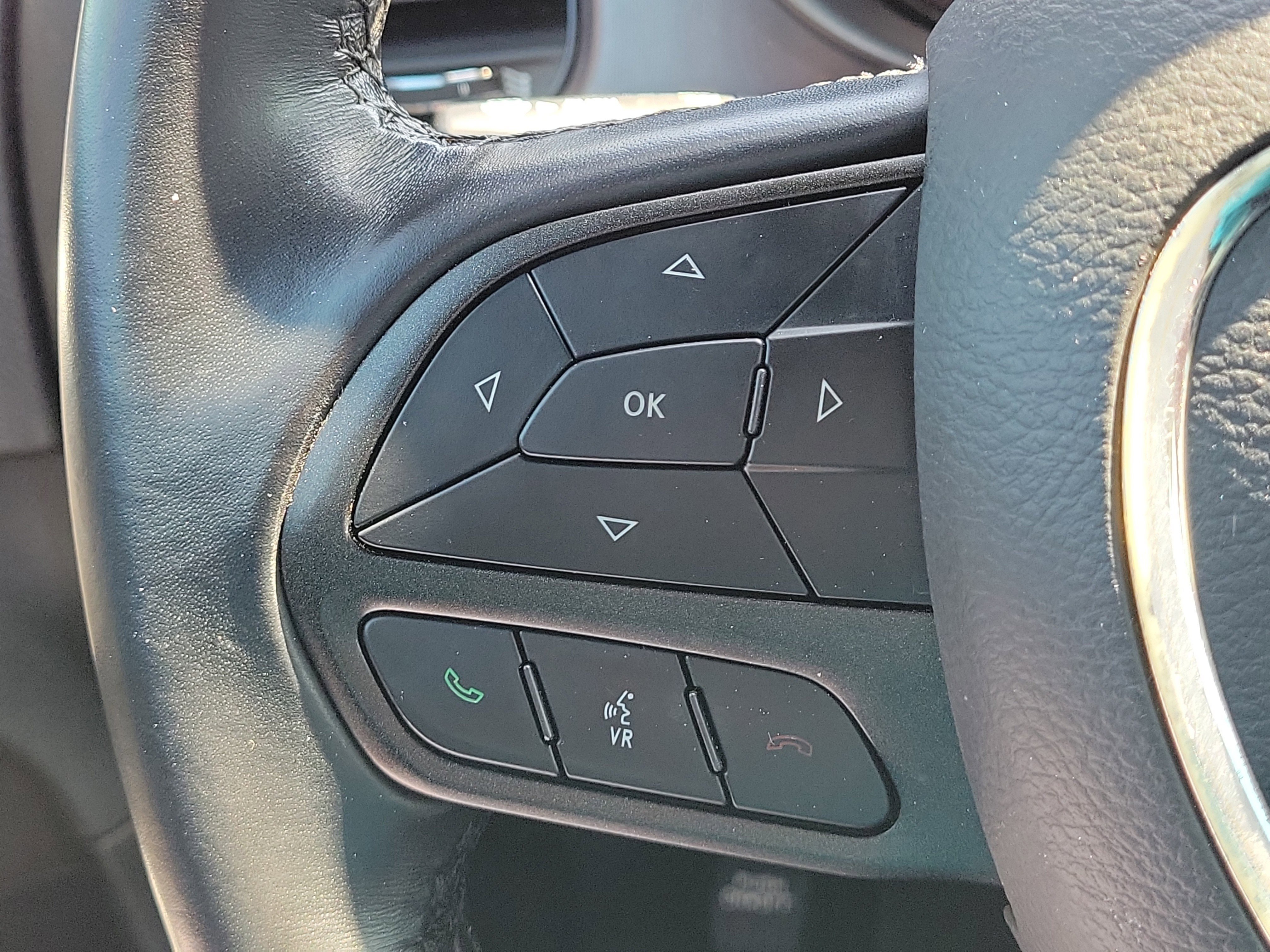 Used 2022 Dodge Charger SXT w/ Blacktop Package image 20