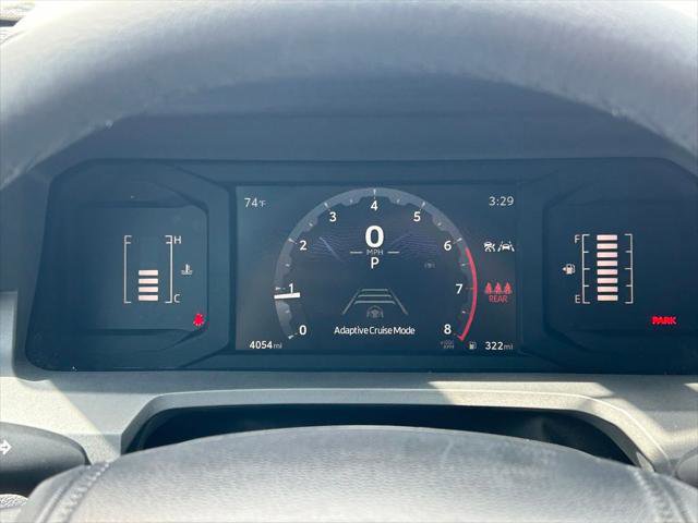 Certified 2025 Toyota Tacoma SR5 AWD/4WD image 35