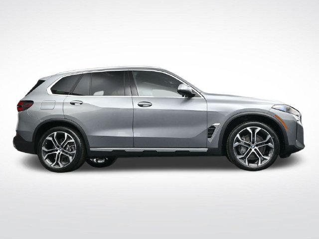 New 2026 BMW X5 xDrive50e w/ Premium Package AWD/4WD image 31