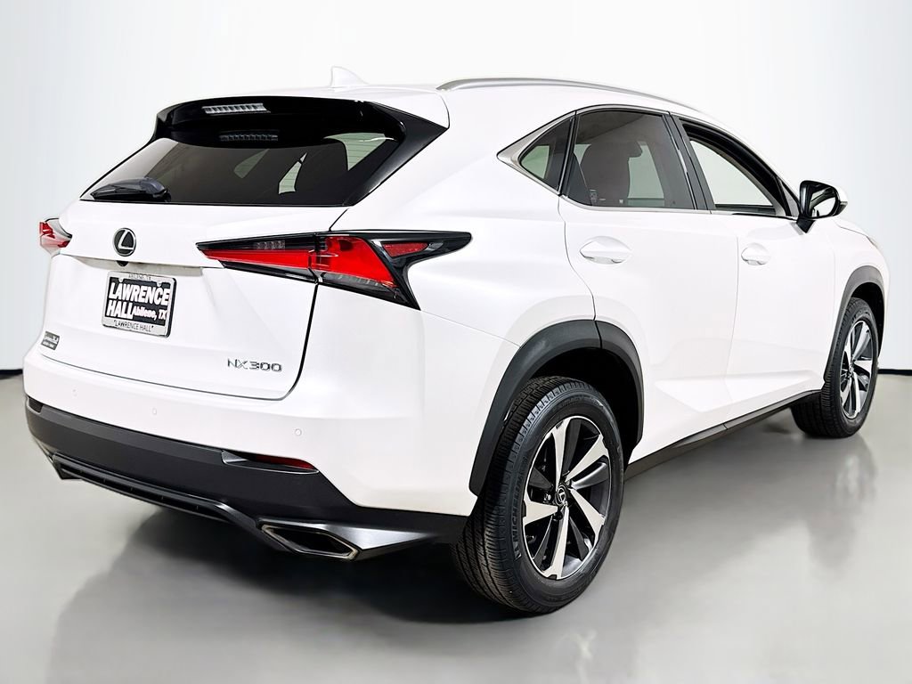 Used 2018 Lexus NX 300 FWD w/ Premium Package image 4
