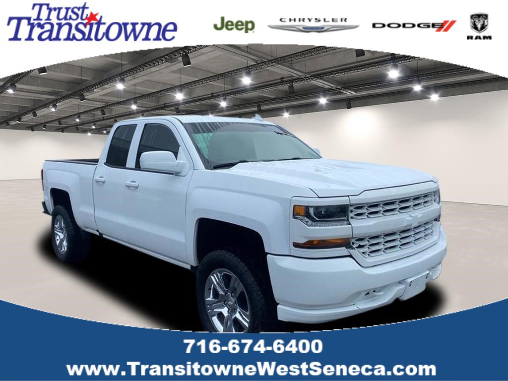 Used 2018 Chevrolet Silverado 1500 Custom w/ Custom Value Package image 1