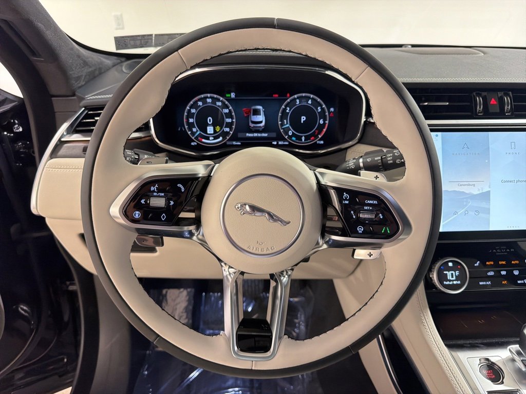 New 2026 Jaguar F-PACE R-Dynamic S image 14