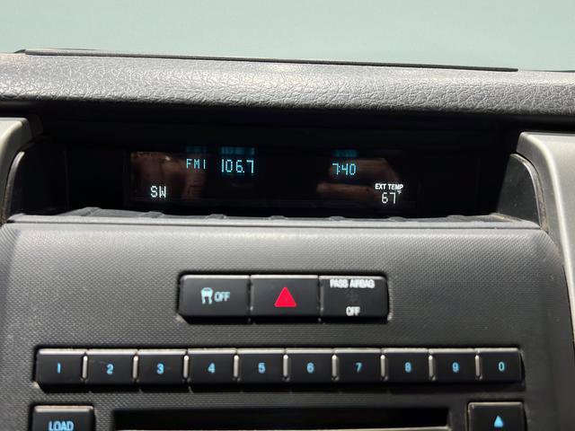 Used 2011 Ford F150 XLT w/ XLT Convenience Pkg image 31