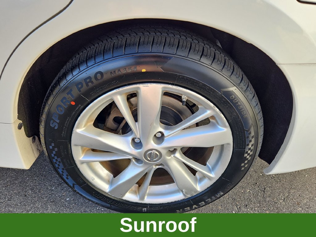 Used 2014 Nissan Altima 2.5 SL w/ Technology Package FWD image 7