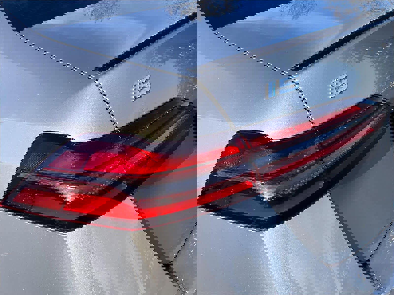 Used 2024 BMW i5 M60 w/ Premium Package image 32