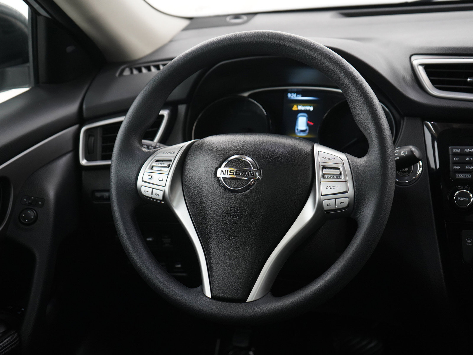 Used 2015 Nissan Rogue SV w/ SV Premium Package AWD/4WD image 14