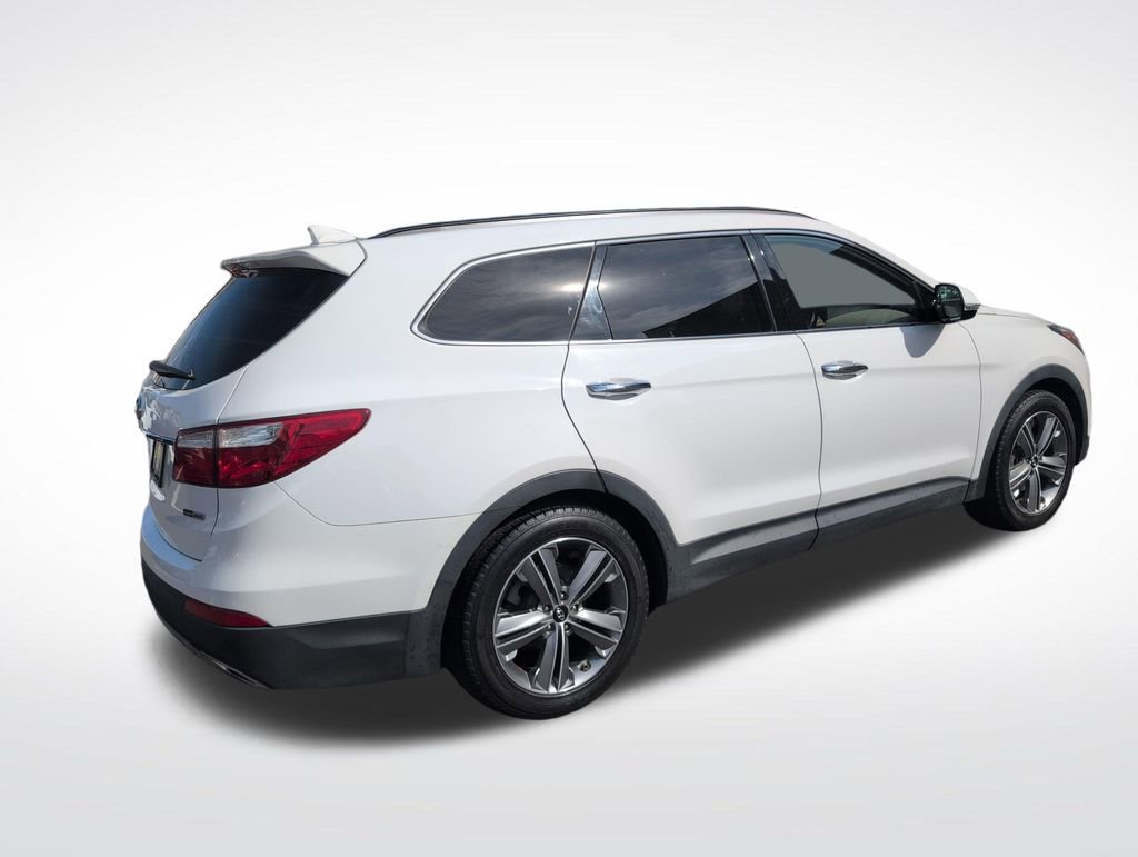 Used 2015 Hyundai Santa Fe GLS w/ Option Group 03 AWD/4WD image 7