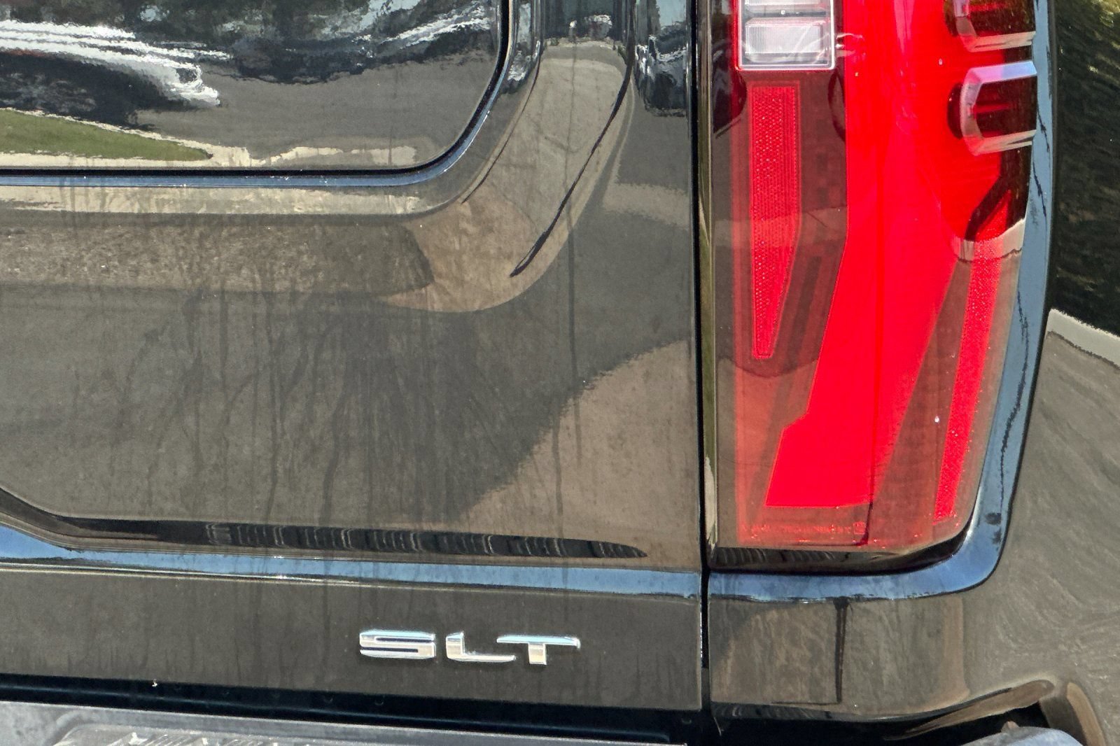 Certified 2025 GMC Sierra 2500 SLT w/ SLT Premium Package AWD/4WD image 27