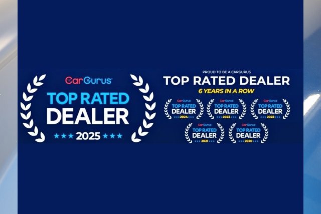 Used 2023 Aston Martin DBX 707 image 9