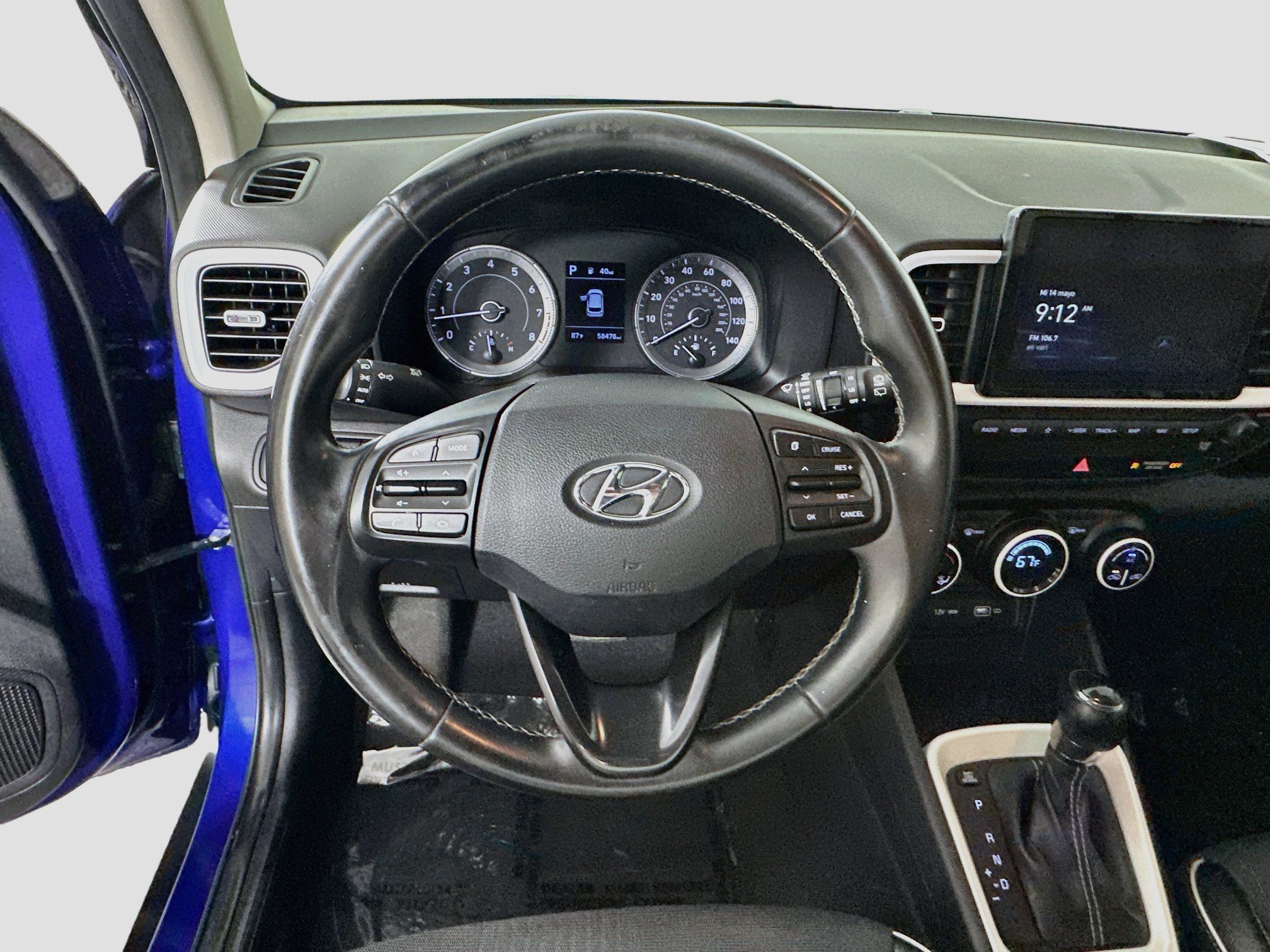 Used 2022 Hyundai Venue Limited FWD image 7