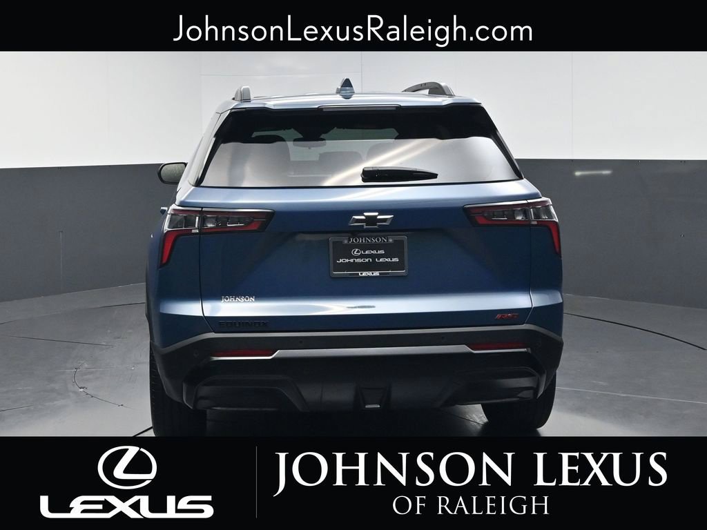 Used 2025 Chevrolet Equinox RS w/ Convenience Package III FWD image 8