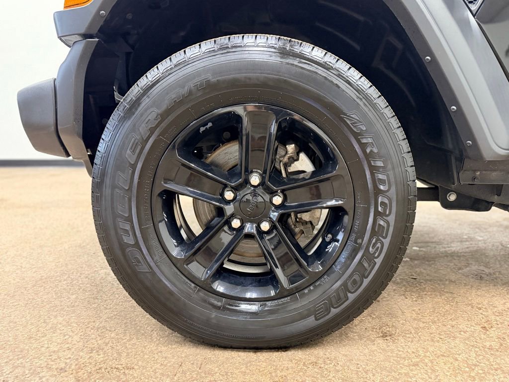Used 2021 Jeep Wrangler Unlimited Sport AWD/4WD image 23