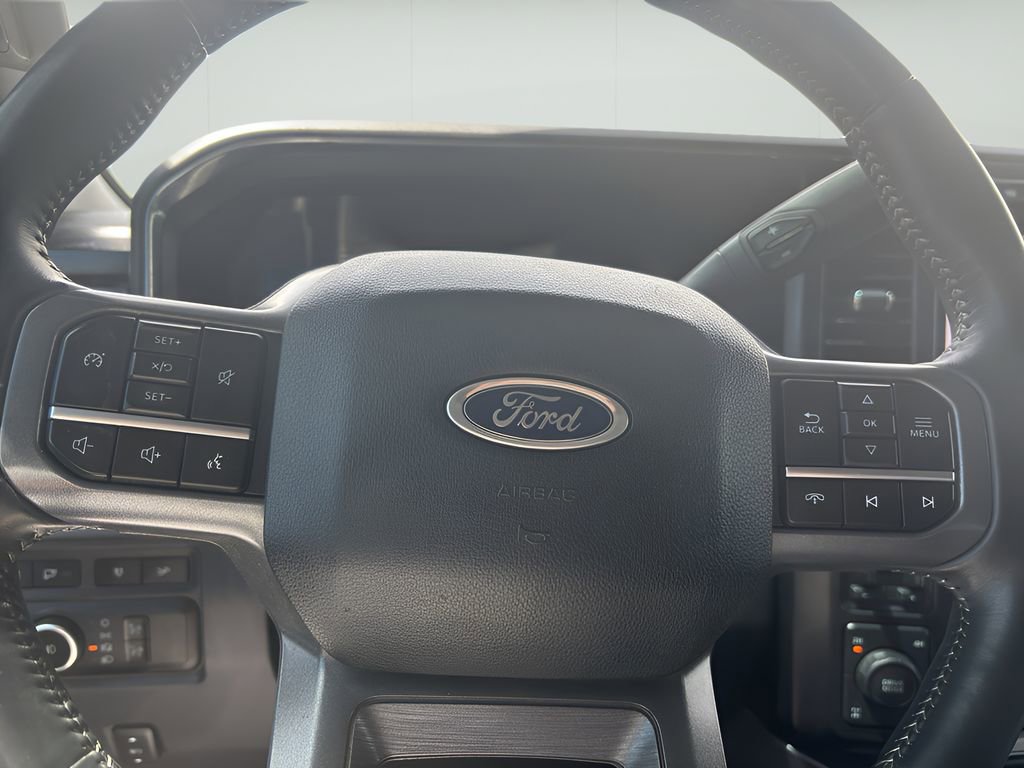 Used 2024 Ford F350 Lariat w/ Black Appearance Package AWD/4WD image 26