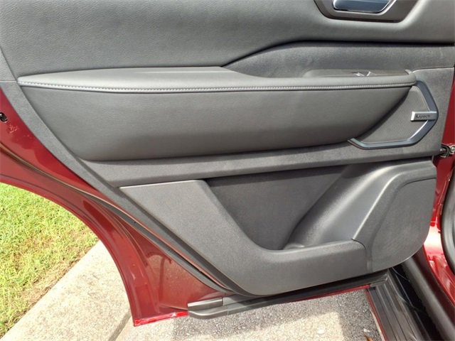 New 2025 Nissan Armada Platinum Reserve image 9