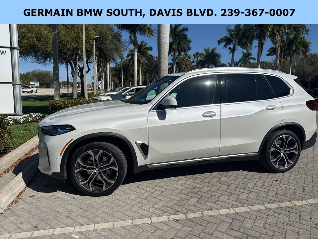 Certified 2024 BMW X5 sDrive40i w/ Premium Package image 4
