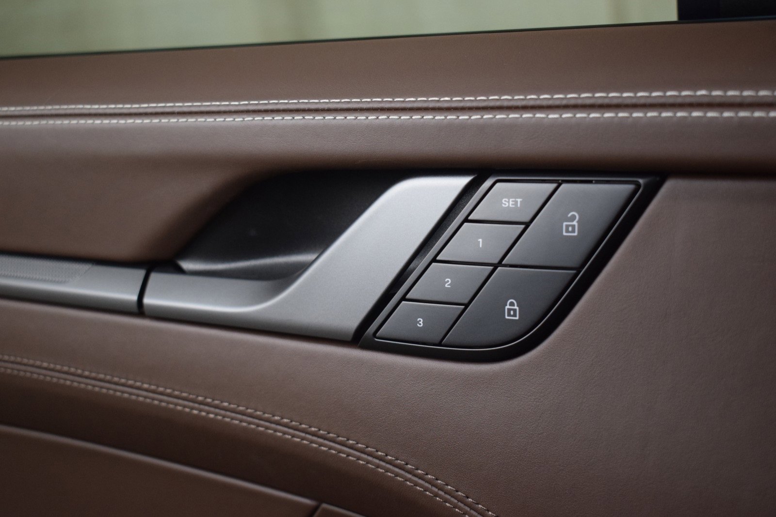 Used 2023 Porsche 911 Carrera S w/ Sport Package image 40