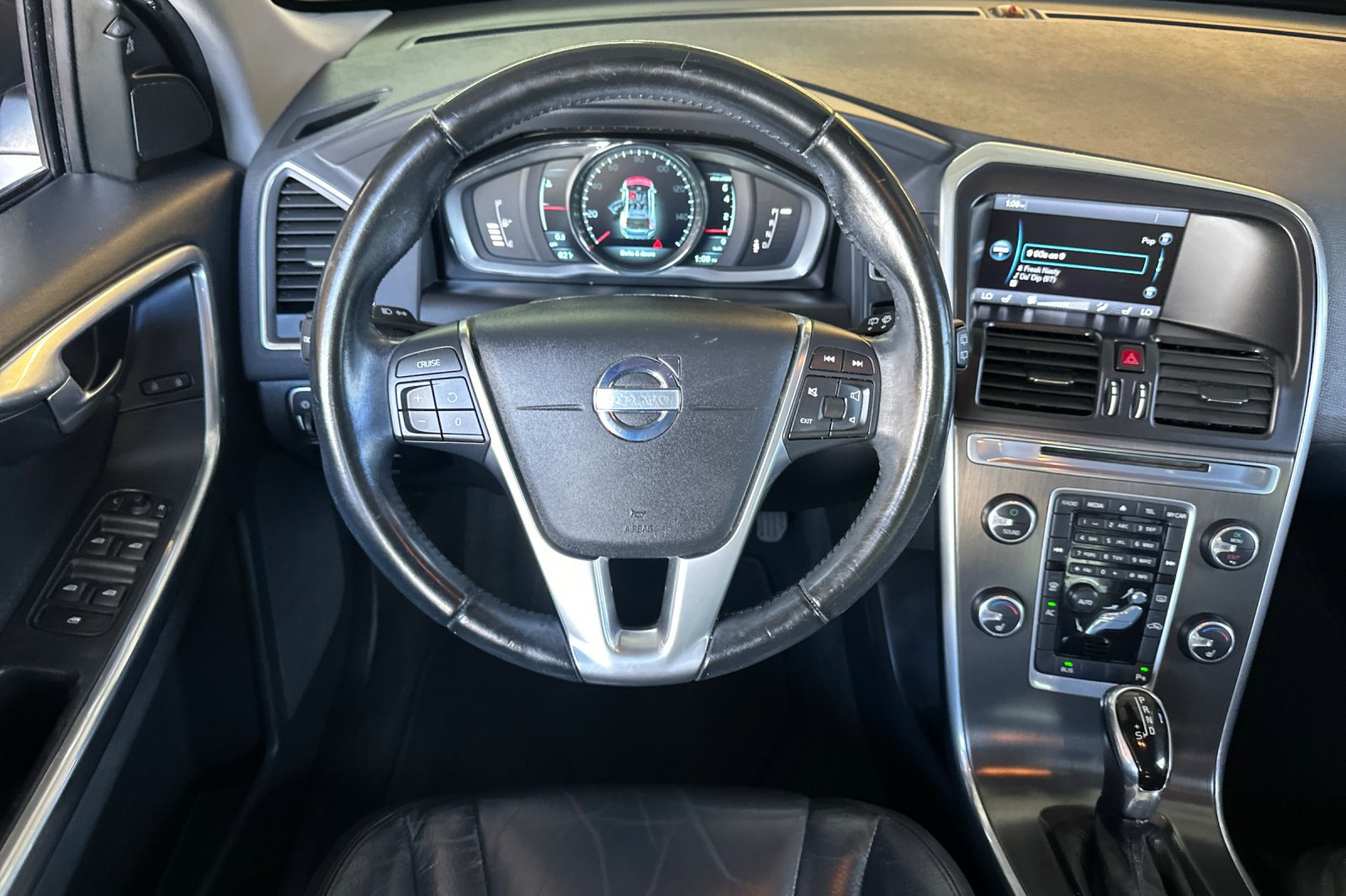 Used 2014 Volvo XC60 3.2 AWD/4WD image 14