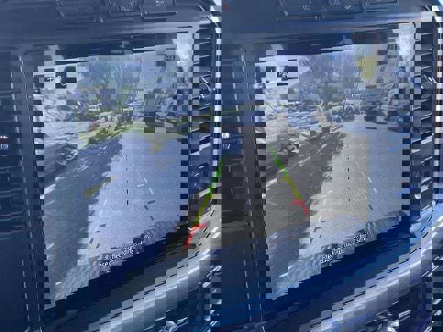 Used 2022 Ford F150 Lariat w/ FX4 Off-Road Package image 24