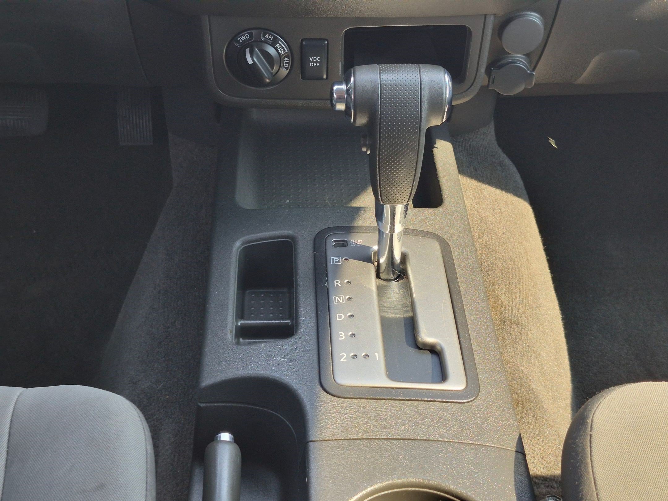 Used 2011 Nissan Xterra S AWD/4WD image 23