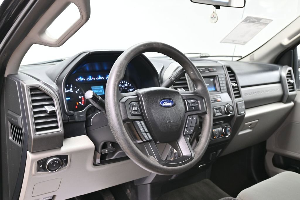Used 2017 Ford F250 XL w/ STX Appearance Package AWD/4WD image 14