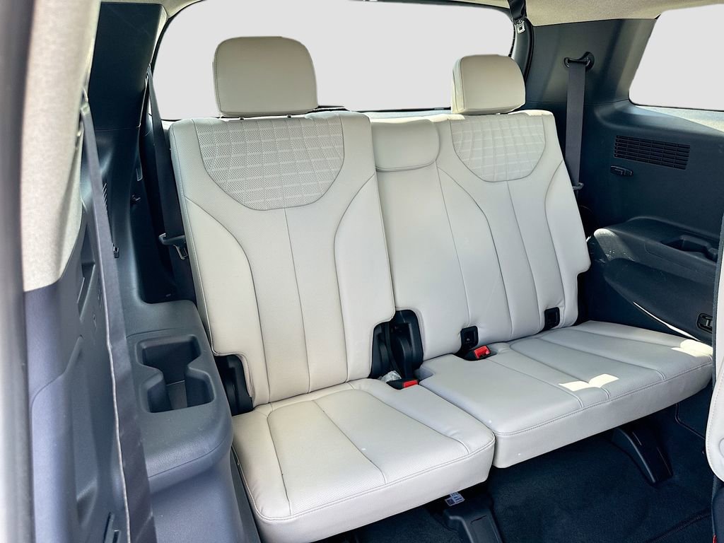 Used 2023 Hyundai Palisade Limited image 27