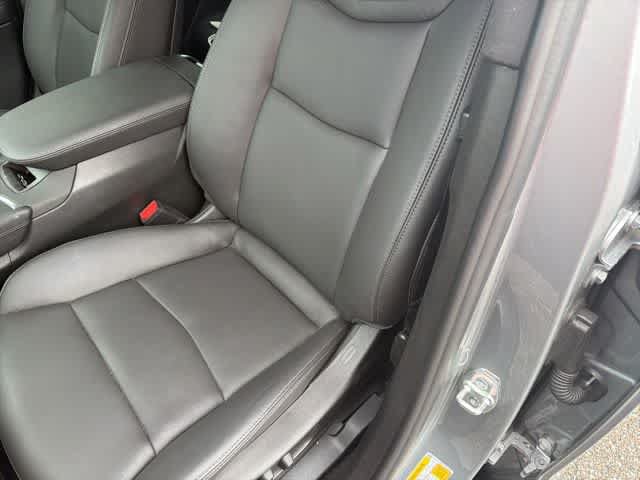 Used 2025 Cadillac XT6 Premium Luxury w/ LPO, Floor Liner Package FWD image 22