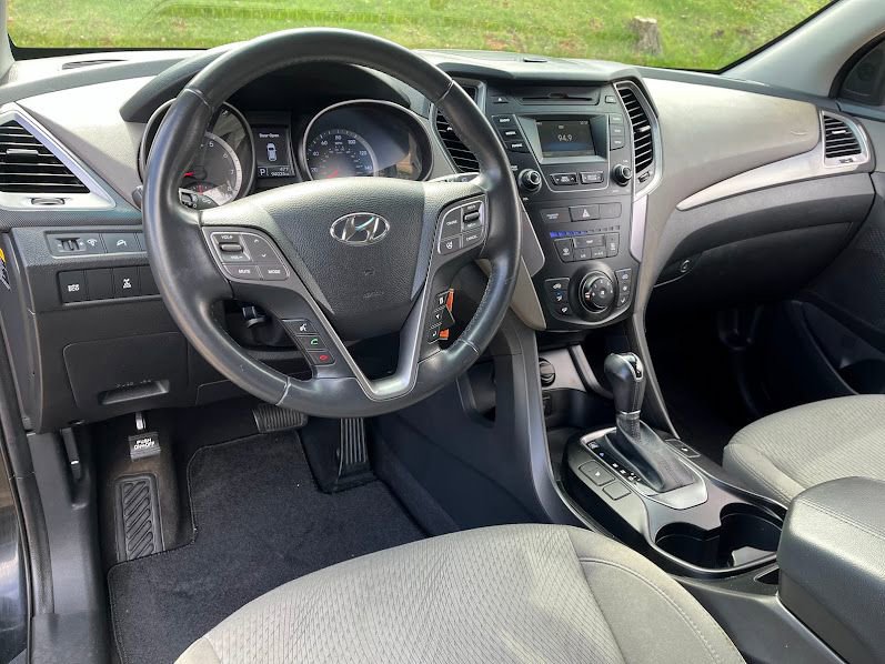 Used 2014 Hyundai Santa Fe Sport w/ Popular Equipment Package 02 image 10